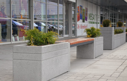 Mała architektura w galerii handlowej