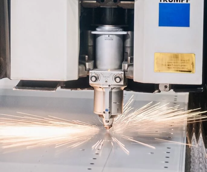 Wycinanie z blachy nierdzewnej metodą laserową